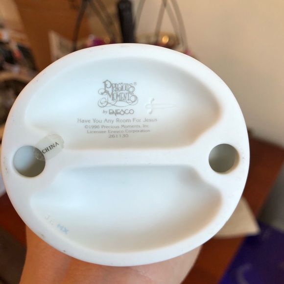 SOLD “Have You Any Room for Jesus” Precious Moments - Picture 3 of 3